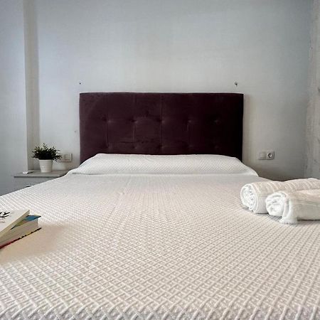 Piso Compartido Delyrent Acosta Pansiyon Jaén Dış mekan fotoğraf