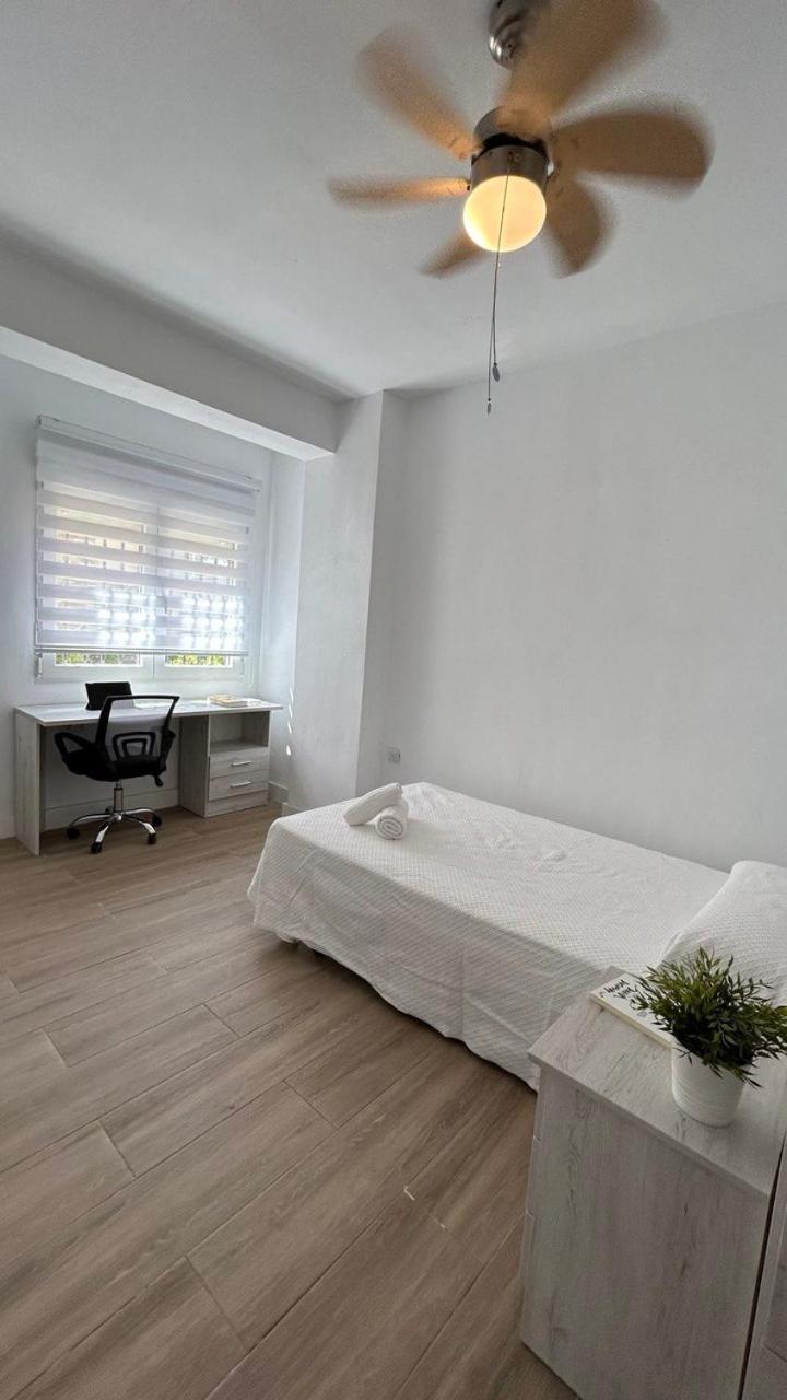Piso Compartido Delyrent Acosta Pansiyon Jaén Dış mekan fotoğraf