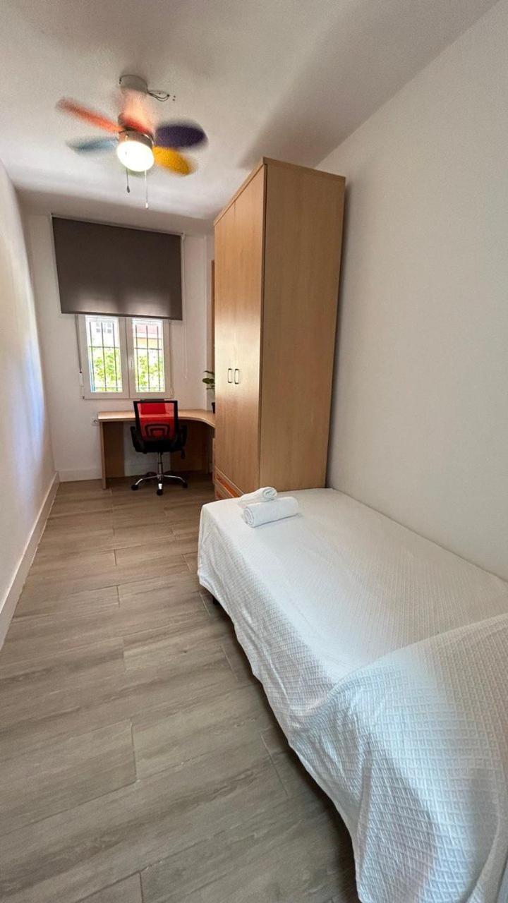 Piso Compartido Delyrent Acosta Pansiyon Jaén Dış mekan fotoğraf
